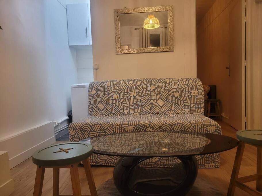 Charmant Appartement Pres De Montmartre Париж Екстериор снимка