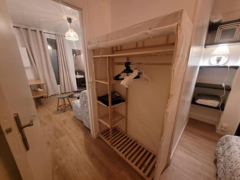 Charmant Appartement Pres De Montmartre Париж Екстериор снимка