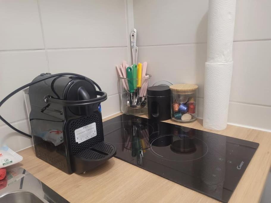 Charmant Appartement Pres De Montmartre Париж Екстериор снимка
